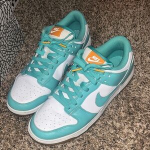 Nike Teal Zeal Low-Top Sneakers Gum Bottom